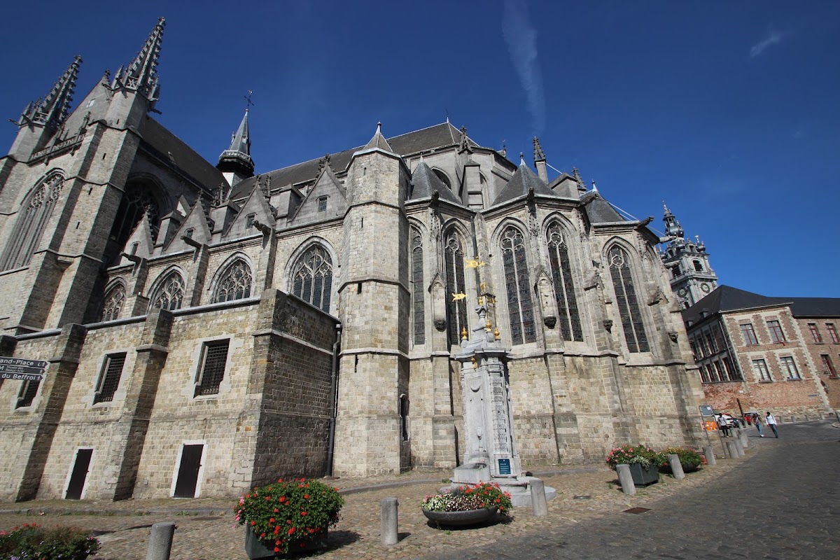 La collégiale Sainte-Waudru