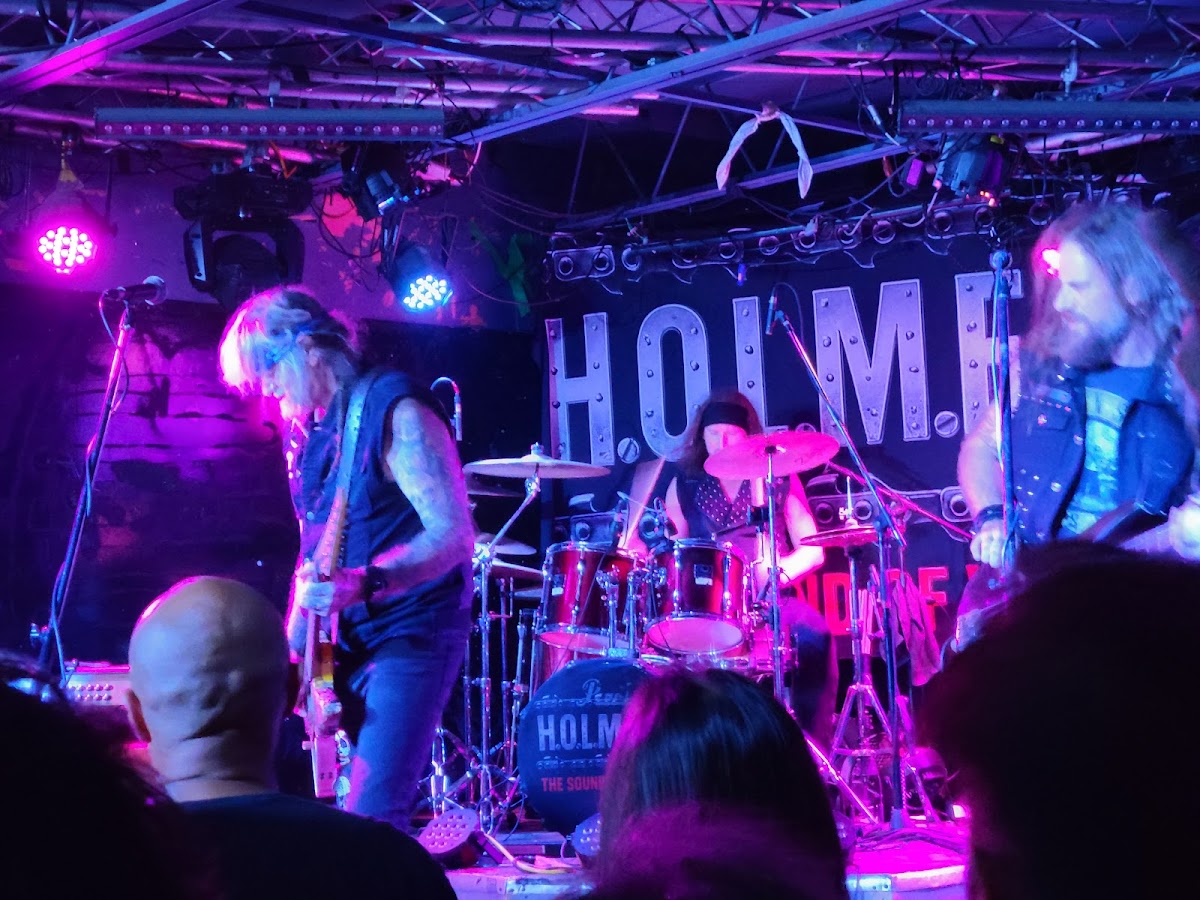 The Rockpile Bar & Nightclub